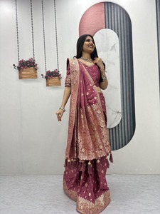 Sari en soie pure, best-seller, avec élégante broderie Zari, idéal pour les mariages et les occasions traditionnelles, disponible à la vente. - Product Image 3
