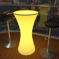 Table de bar à cocktails en plastique éclairée par LED, idéale pour les événements commerciaux, les fêtes, les salons automobiles, les loisirs en plein air