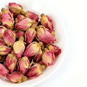Tè Aromatizzato ai Boccioli di Rosa Biologico Premium, Tè in Foglie Sfuse di Alta Qualità in Bustine - Product Image 3