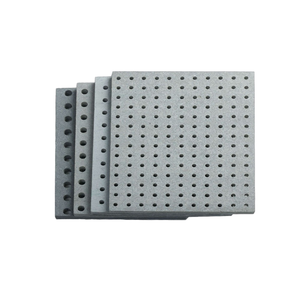 Panel de Silicato de Calcio Perforado de Alta Densidad con Orificios Grandes para Revestimiento Acústico de Paredes en Auditorios y Teatros - Product Image 1