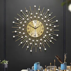 Hot Koop Oversized Wandklok Zon Vorm Gold Metal Kantoor Decoratie Wandklokken Stille