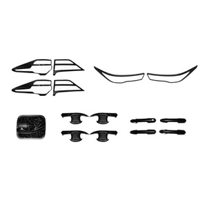 ชุดแต่งภายนอกรถยนต์พลาสติก ABS สีดำแบบครบชุด ขายดี สำหรับ Toyota Innova - Product Image 3