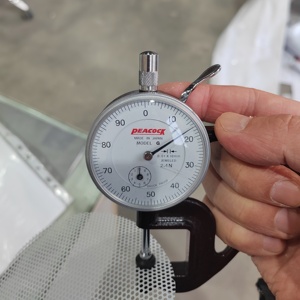 Autocollant en <span class=keywords><strong>vinyle</strong></span> <span class=keywords><strong>perforé</strong></span> pour vitrine publicitaire, <span class=keywords><strong>vinyle</strong></span> <span class=keywords><strong>micro</strong></span>-<span class=keywords><strong>perforé</strong></span> 120 g/m², autocollant graphique à vision unilatérale, <span class=keywords><strong>vinyle</strong></span> maillé - Product Image 6