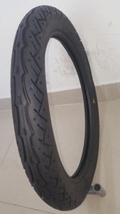 Neumáticos de Motocicleta para Calle y Todoterreno, 2.75-17, de Alta Resistencia, Precio de Mayoreo, desde Vietnam - Product Image 3