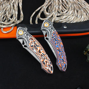 Coltello Pieghevole GT-DM024 in Acciaio Damasco Personalizzabile con Manico in Fibra e Acciaio per Attività all'Aperto Tunafire - Product Image 4