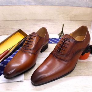 Nouvelles Chaussures Habillées en Cuir Véritable 2025 & Chaussures Oxford pour Homme, Idéales pour le Bureau, les Mariages et les Occasions Formelles, Chaussures Décontractées en Cuir Faites à la Main pour Hommes - Product Image 4