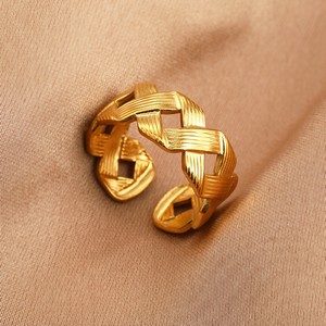 Anillos huecos geométricos exagerados de acero inoxidable con diseño de corazón solar y efecto de goteo de aceite, chapados en oro de 18k, ajustables - Product Image 4