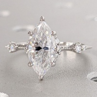 Bague de fiançailles 2 carats en or massif 14K/18K avec diamant de laboratoire taille marquise et trois pierres latérales rondes, certifiée IGI CVD/HPHT, personnalisable