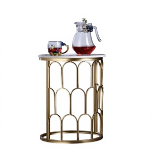 Table d'appoint de luxe en métal doré avec plateau en marbre blanc, table ronde moderne, table basse d'appoint pour salon, chambre, balcon - Product Image 1
