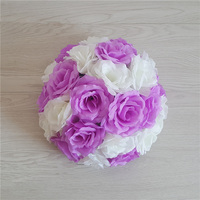 Boule de fleurs artificielles de rose de taille personnalisée centres de table de mariage grande boule florale à vendre en usine