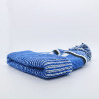 Haute qualité 100% acrylique unisexe Bobble chapeau bas quantité minimale de commande personnalisé hiver bonnet caractère bicolore bicolore mélange bonnets pour les équipes