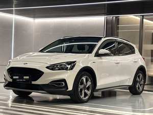 <span class=keywords><strong>Ford</strong></span> <span class=keywords><strong>Focus</strong></span> <span class=keywords><strong>Active</strong></span> 1.5T berline 2021, conduite à gauche, automatique, essence, pneus, toit ouvrant, voiture d'occasion - Product Image 2