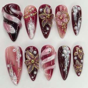 Uñas Postizas <span class=keywords><strong>de</strong></span> Vinilo Rojo Vino con Diseño <span class=keywords><strong>de</strong></span> Serpiente para el Día <span class=keywords><strong>de</strong></span> San Valentín, Uñas 3D Florales <span class=keywords><strong>de</strong></span> Lujo para Verano, Reutilizables, Elegantes <span class=keywords><strong>y</strong></span> <span class=keywords><strong>Dulces</strong></span>, Uñas Postizas Largas Tipo Stiletto Coffin Personalizadas - Product Image 1