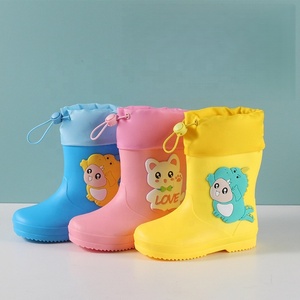 BAEWOON CRB10 <span class=keywords><strong>Bottes</strong></span> <span class=keywords><strong>de</strong></span> <span class=keywords><strong>pluie</strong></span> pour enfants, <span class=keywords><strong>bottes</strong></span> <span class=keywords><strong>de</strong></span> <span class=keywords><strong>pluie</strong></span> pour garçons et filles, antidérapantes, imperméables, chaussures d'eau pour enfants, chaussures d'eau pour étudiants, dessin animé - Product Image 6
