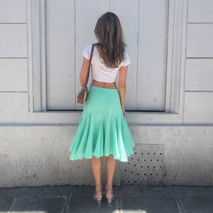 Jupe mi-longue vintage Y2K en dentelle patchwork, plissée irrégulièrement, taille basse, coupe trapèze, tendance, vacances, polyvalente - Product Image 5