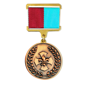 Medalla y Decoraciones Masónicas Conmemorativas de Honor Doradas Personalizadas al por Mayor - Product Image 3