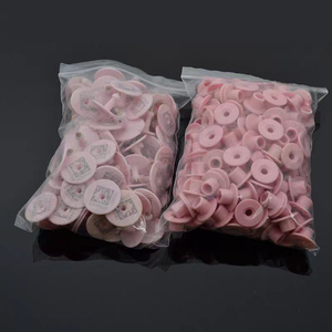 Soluciones de gestión de etiquetas de oreja respetuosas con el medio ambiente cerdo oveja cabra con puntas afiladas etiquetas de oreja para rebaño - Product Image 5