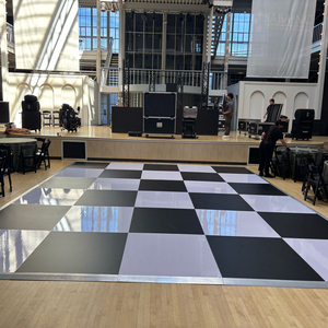 Pista de Baile a Cuadros Blancos y Negros para Interiores/Exteriores para Decoración de Eventos, Bodas y Fiestas - Product Image 1