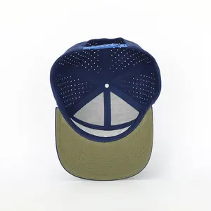 Chapéu de poliéster bordado com logotipo personalizado de alta qualidade, gorras de borda plana com 7 painéis, boné snapback com furo cortado a laser à prova d'água