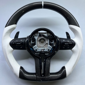Volante de Coche de Cuero Blanco y Fibra de Carbono Compatible con <span class=keywords><strong>BMW</strong></span> X5 F15 F20 F10 F30 F32 F36 <span class=keywords><strong>F60</strong></span> M4 F80 F82 E90 E91 E60 - Product Image 3