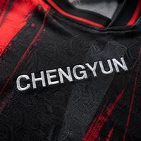 Camiseta de Fútbol Moderna a Rayas Personalizada con Sublimación de Tinta Italiana para Equipos Corporativos