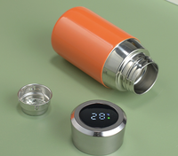 Cangkir Mini Saku Tampilan Temperatur Pintar Desain Baru, Bahan Stainless Steel 316 Dinding Ganda Vakum, Termos Infuser Teh 6-12