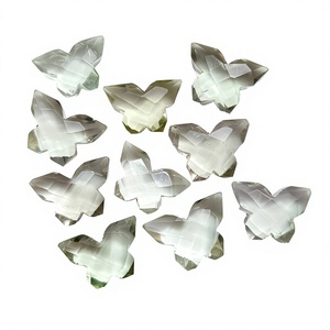 Pierre précieuse naturelle en améthyste verte sculptée en forme de papillon, 14 mm, pierre de cristal briolette sculptée à la main, prix de gros, fabrication de bijoux en vrac - Product Image 1