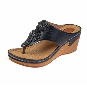 Nouvelle <span class=keywords><strong>grande</strong></span> <span class=keywords><strong>taille</strong></span> femmes décoration florale plate-forme légère tongs PU semelle extérieure en caoutchouc respirant pour - Product Image 6