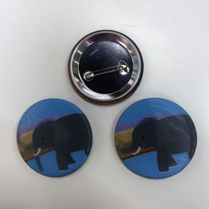 BSCI-gecertificeerde fabriek op maat gemaakte 3D lenticulaire pin badges, bewegingsbadges, metalen badges voor decoratie - Product Image 2