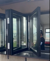 PRIMA Modernes Aluminium-Faltfenster mit thermischer Trennung, hochwertiges Profil, energiesparend & regenfest für Haus oder Villa