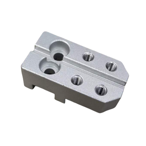 Ingénierie de précision Pièces de coupe en métal personnalisées L'usinage CNC à bas prix comprend des services d'usinage en acier inoxydable par lots - Product Image 2