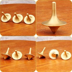 Trompo de Latón Electrochapado - Trompo Decorativo Artístico para Regalo - Product Image 3