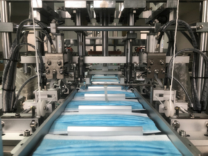 Automático <span class=keywords><strong>1</strong></span> + 2 desechable máscara haciendo máquina de soldadura de <span class=keywords><strong>la</strong></span> máquina - Product Image 3