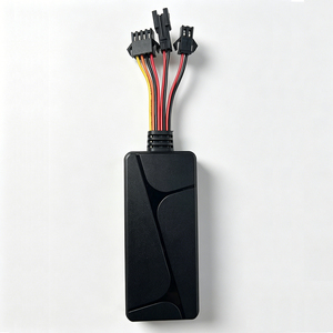 เครื่องติดตาม GPS 2G แบบเรียลไทม์แดชบอร์ดหลังคาแบบพกพาอุปกรณ์กันขโมยรถพร้อมมุมมอง iOS และแอนดรอยด์ - Product Image 4