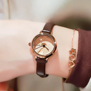 Reloj de moda para mujer, reloj de disco pequeño con correa de cuero marrón vintage - Product Image 5