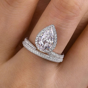 Anello a Goccia Stile Principessa per Donne, Elegante Accessorio da Dito per Matrimoni - Product Image 3