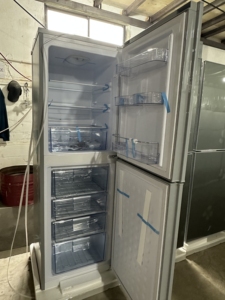 China Factory Manual Defrost Double Temperature Two Doors Silver Color 270L 12/24V Stainless Steel <b>Fridge</b> for Household Use Kit - Product Image 5