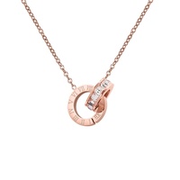 Collier pendentif double anneau en acier inoxydable or rose avec chiffres romains, chaîne délicate avec cercles entrelacés et zirconiums cubiques, cadeau de bijoux pour femme