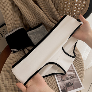 Braguitas de algodón sin costuras para mujer, de cintura media, estilo hipster, color negro y blanco, tejido liso, deportivas, frescas y sin marcas, para uso diario. - Product Image 4