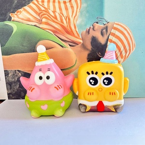 Juguete de <span class=keywords><strong>Bob</strong></span> <span class=keywords><strong>Esponja</strong></span> de rebote lento para apretar, juguete de descompresión, regalo lindo y famoso <span class=keywords><strong>en</strong></span> internet, adornos de dibujos animados al por mayor para puestos. - Product Image 4