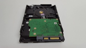 Nouveau disque dur interne <span class=keywords><strong>ST1000DM003</strong></span> 1 To, 64 Mo de cache, SATA 6,0 Gb/s, 7200 tr/min, 3,5 pouces pour serveur avec boîtier métallique - Product Image 4