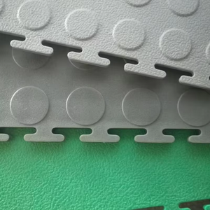 Dalles de sol en PVC colorées, dalles de sol en plastique emboîtables, utilisées pour les sols de garage, en vente - Product Image 6