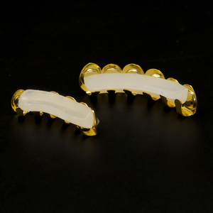 Moins cher Prix Hiphop Or Couleur Dents Grillz Top & Bottom Grill Set Avec Grand <span class=keywords><strong>Diamant</strong></span> Rond Cuivre <span class=keywords><strong>Dentaire</strong></span> Grillz Set - Product Image 2