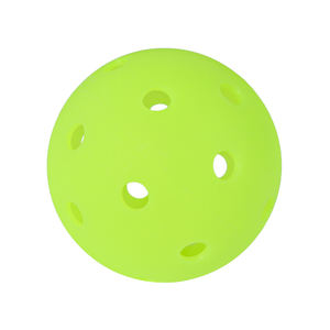 Balle de pickleball texturée à 26 trous moulée par rotation, avec logo personnalisé, pour sports de plein air - Product Image 5