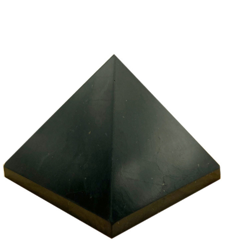 Pyramide de shungite