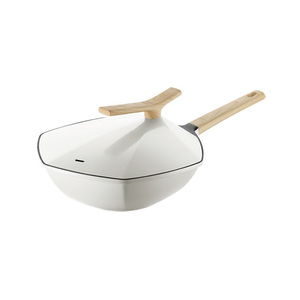 Nhà Máy bán hàng <span class=keywords><strong>Cookware</strong></span> <span class=keywords><strong>Set</strong></span> với Maple Leaf lớp phủ nhôm không dính Frying Pan và bốn nồi thiết lập biểu tượng tùy chỉnh - Product Image 3