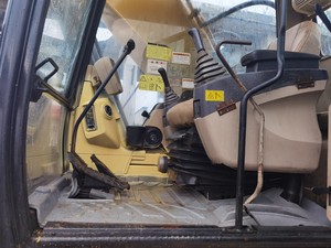 จัดส่งรวดเร็วทั่วโลก รถขุดไฮดรอลิกตีนตะขาบ Caterpillar CAT 330D มือสอง พร้อมชิ้นส่วนเครื่องยนต์หลักสำหรับขาย - Product Image 5