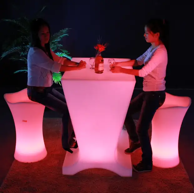Glow bar masa ve sandalyeler, led gece kulübü parlayan sandalye, renkli bar taburesi yüksek sandalye