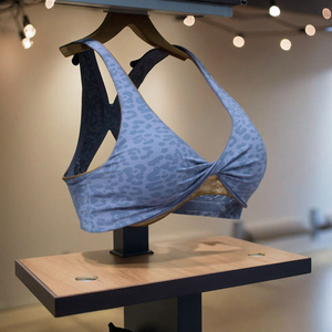 Venta al por mayor de moda estampado de leopardo entrenamiento Sujetador deportivo logotipo personalizado bajo Moq <span class=keywords><strong>tetona</strong></span> ropa interior ejercicio ropa de gimnasio mujeres correr sujetadores - Product Image 4