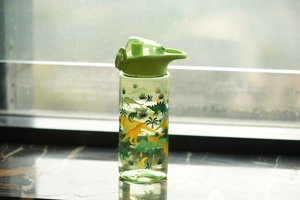 Bouteille de boisson pour enfants en plastique moderne de 500ml avec poignée et paille mignon <span class=keywords><strong>sac</strong></span> de sport de camping en plein air pour l'eau bouillante - Product Image 6